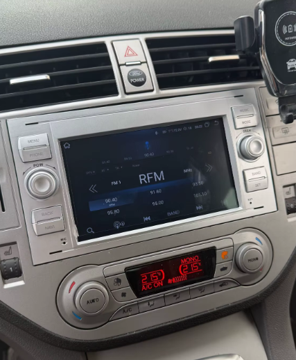 FORD KUGA [2008–2012] – GRIS