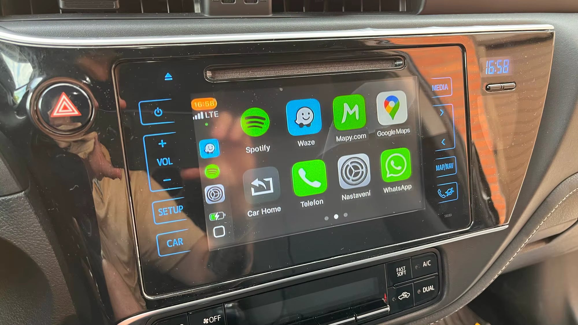 TOYOTA VERSO [2009–2018]