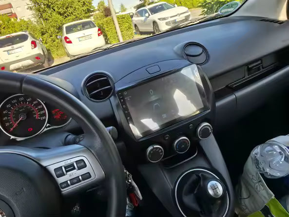 Mazda 2 [2007–2014]